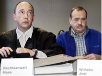 Angeklagter Wilhelm Just mit seinem Anwalt Christopher H.P. Haas